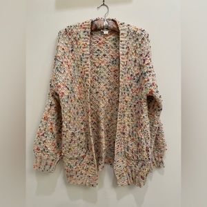 Cozy speckled cardigan with pockets